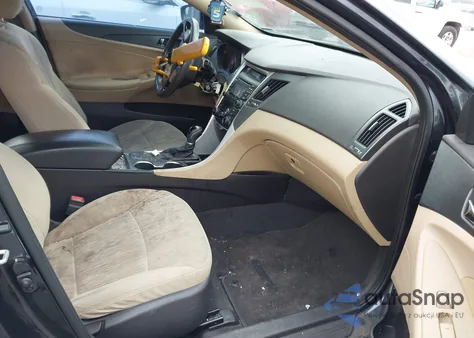 2013 Hyundai Sonata Gls z USA, uszkodzony, nr VIN 5NPEB4AC8DH663180